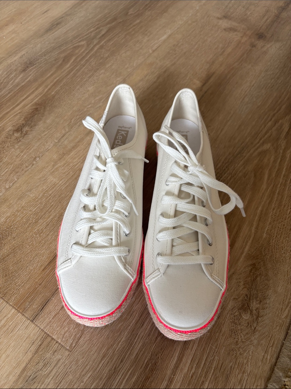 Keds women's Triple Kick Canvas Sneaker Size 7.5 New No box